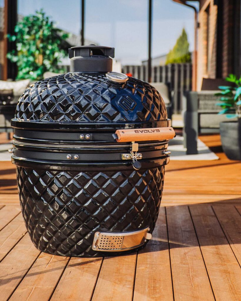 Série Evolve Ultra : The Beauty Solo Kamado