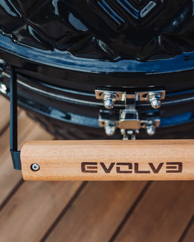 Evolve Ultra Series The Beast Solo Kamado